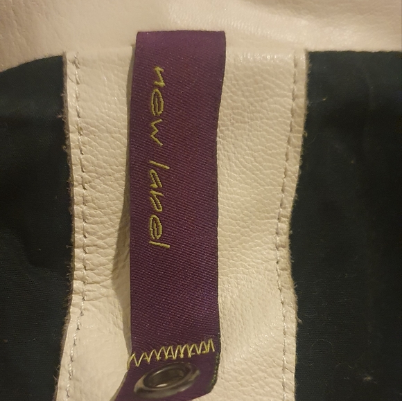 Danier Distressed Leather Jacket Limited Edition in Off-white XS - Picture 4 of 12